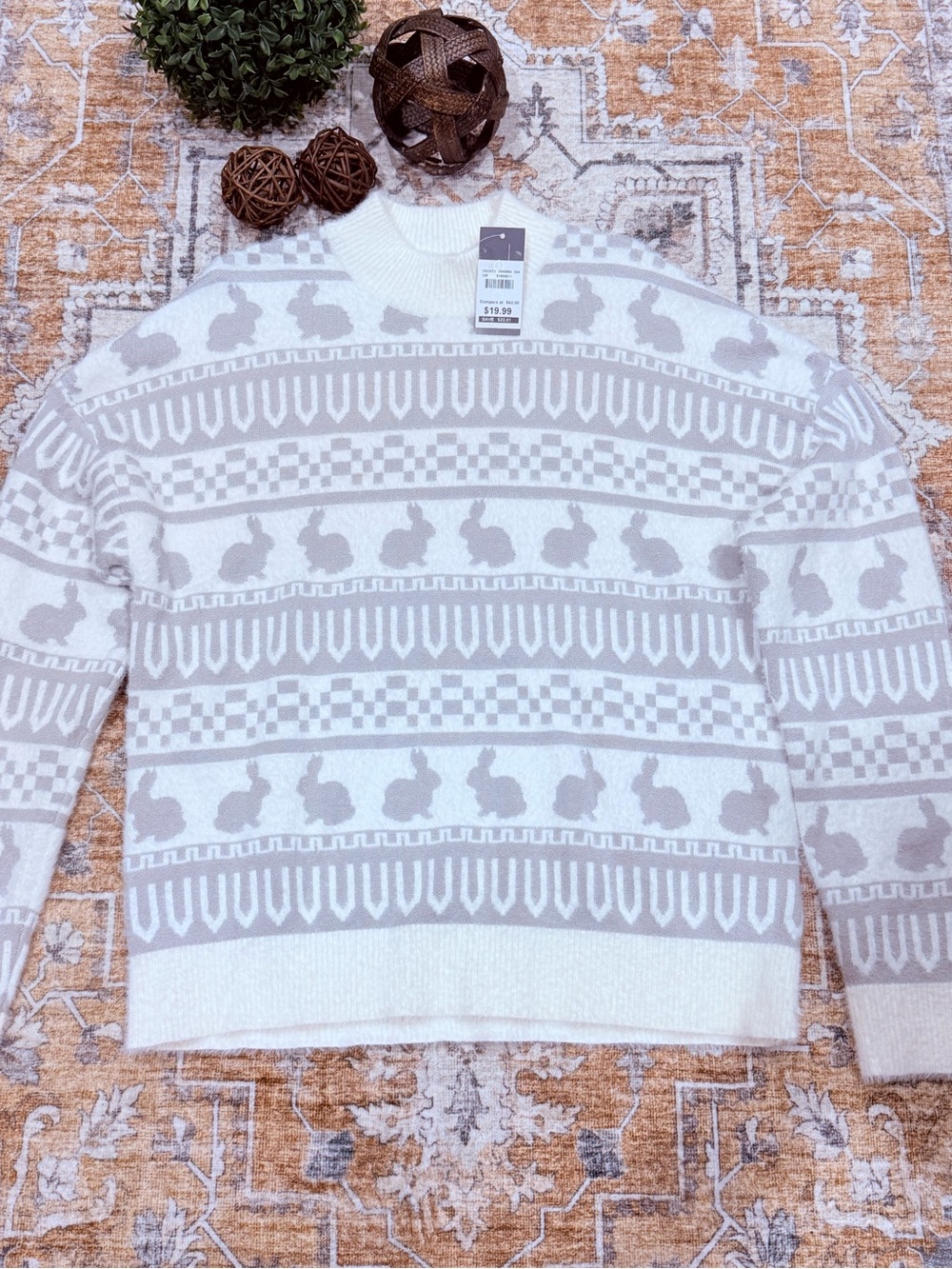 Cozy Bunny Pattern Crewneck Sweater - Cream & Light Gray